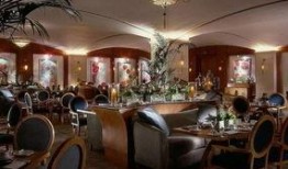 玫瑰旅店在线观看,浪漫邂逅，揭秘神秘爱情故事